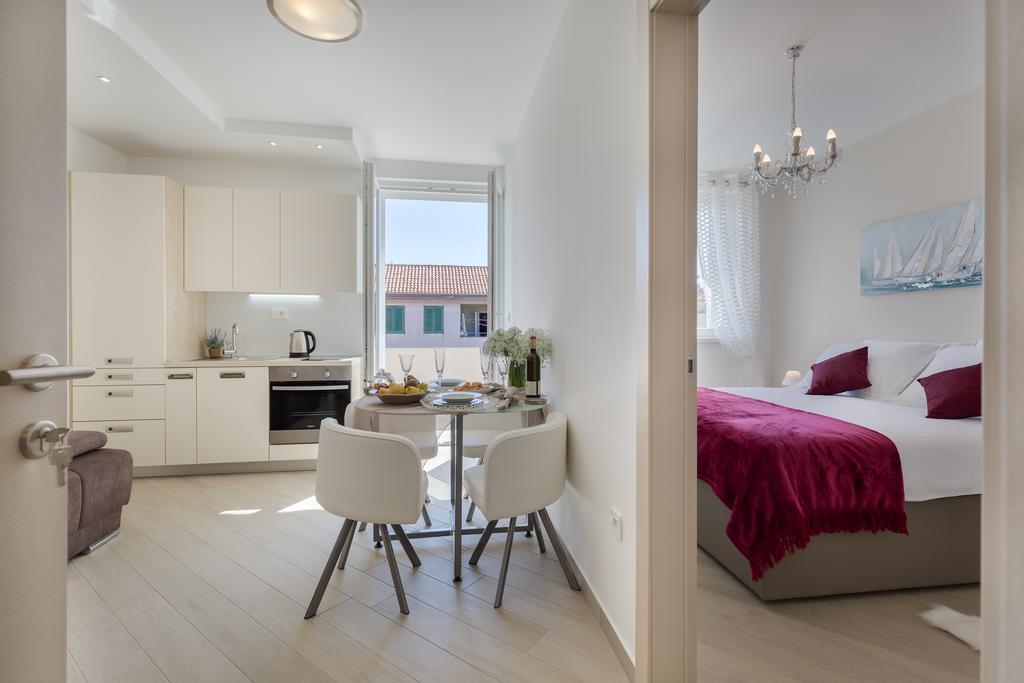 Central Boutique Apartments With Balconies, In Walking Distance To The Sea Zadar Ngoại thất bức ảnh